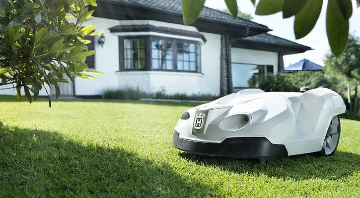 Peut-on planifier une tonte sur un robot tondeuse ?